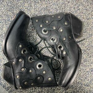 Fluevog “Emmylou” Lace-Up Boots size 7.5